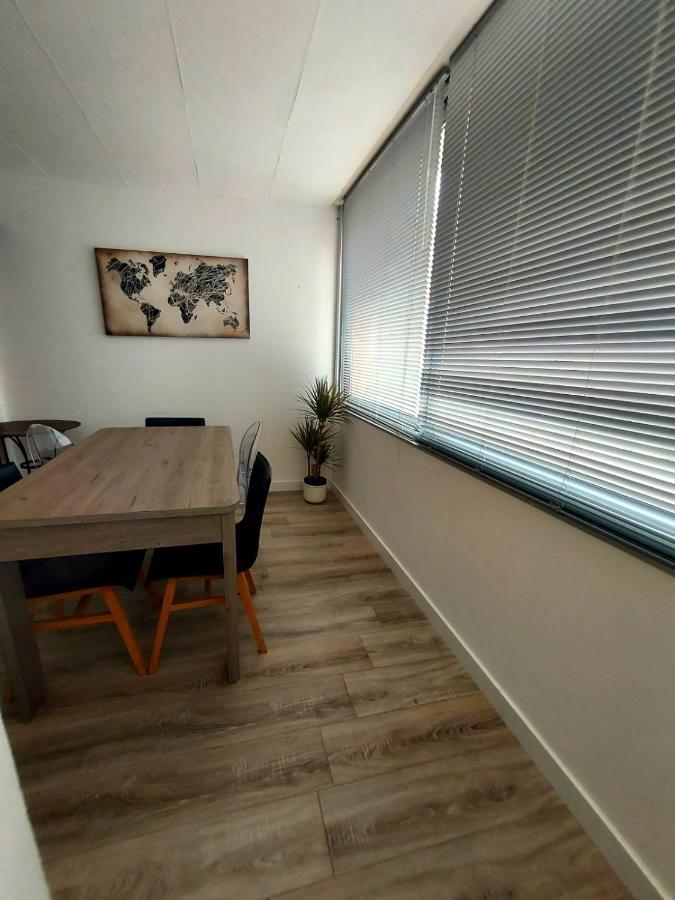 Appartement T3 Plein Centre Ville Le Lavandou Zewnętrze zdjęcie